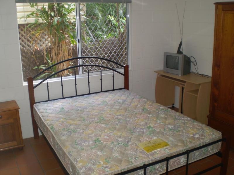 2/16 Cairns Street, Cairns North QLD 4870