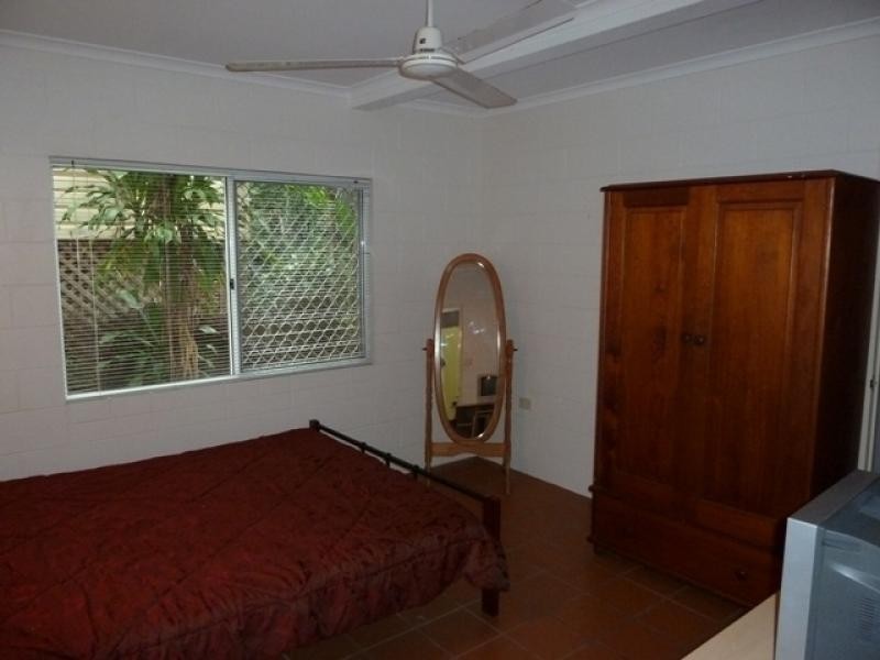 2/16 Cairns Street, Cairns North QLD 4870