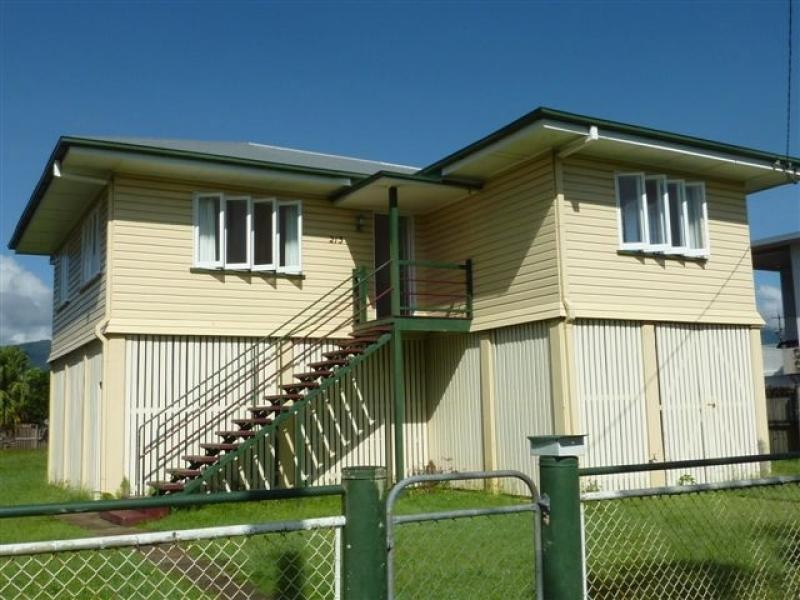 213 Buchan Street, Bungalow QLD 4870