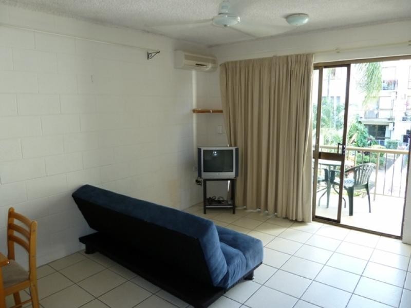 15/215 McLeod Street, Cairns North QLD 4870