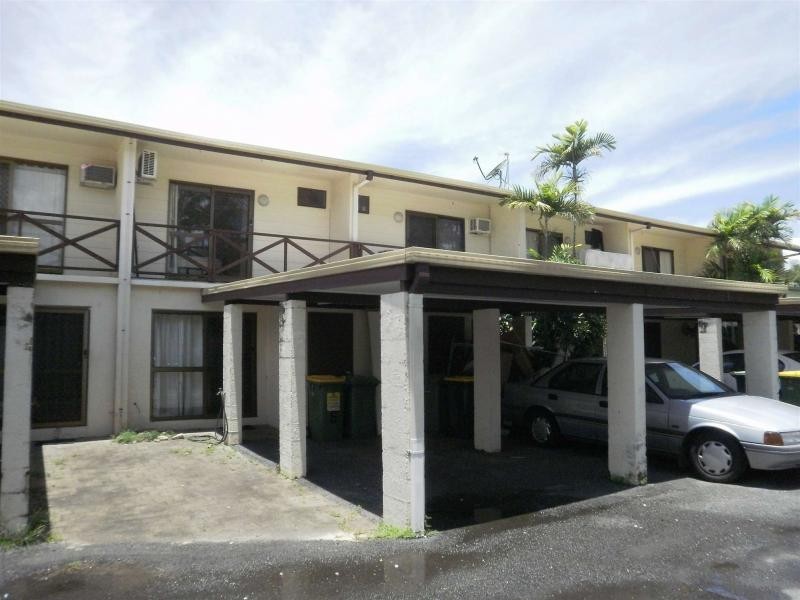 6/17 Sandown Close, Woree QLD 4868