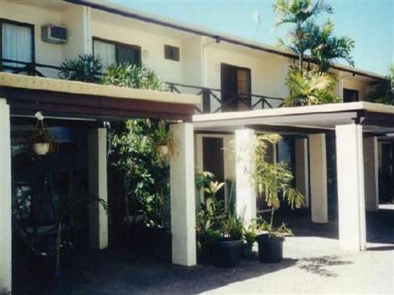 6/17 Sandown Close, Woree QLD 4868