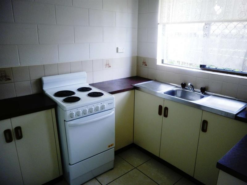 6/17 Sandown Close, Woree QLD 4868