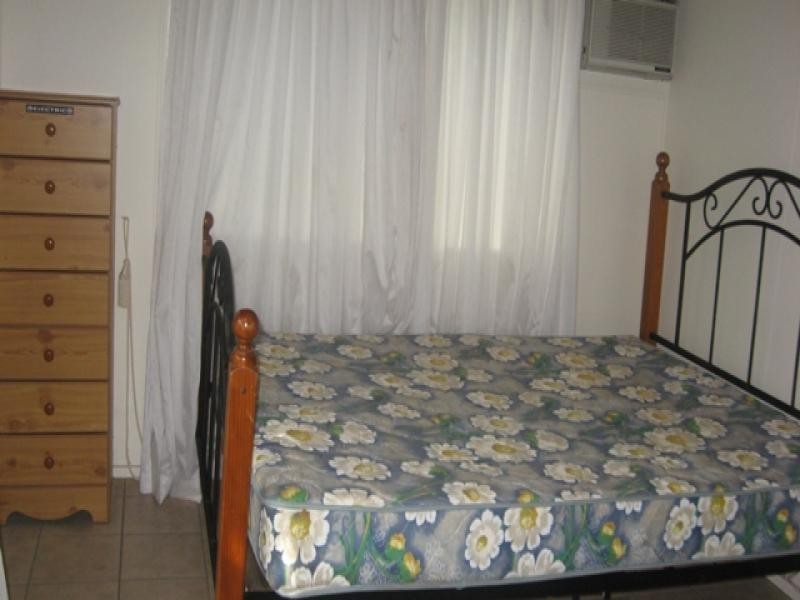 1/75 Mann Street, Westcourt QLD 4870