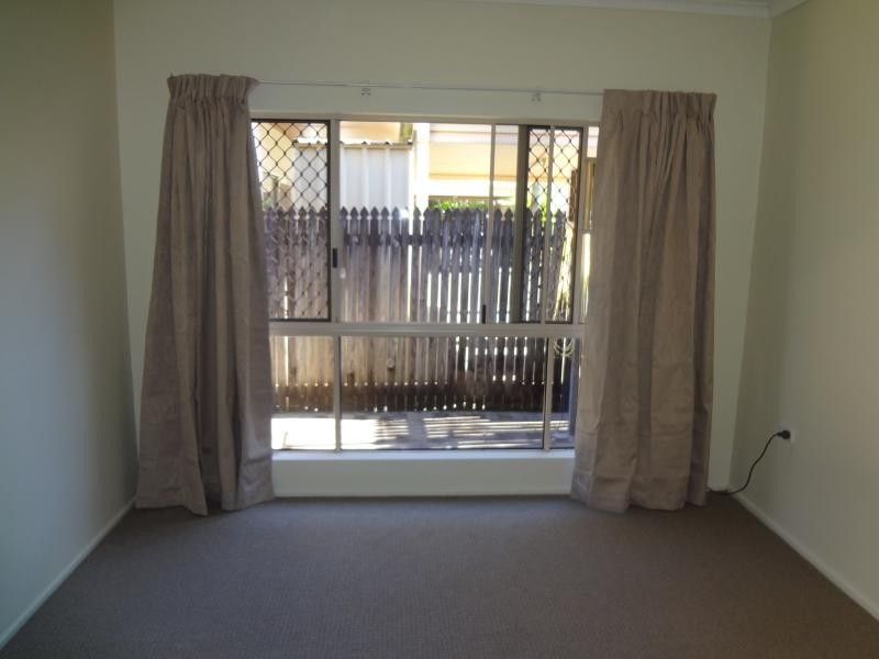 2/370 Severin Street, Parramatta Park QLD 4870