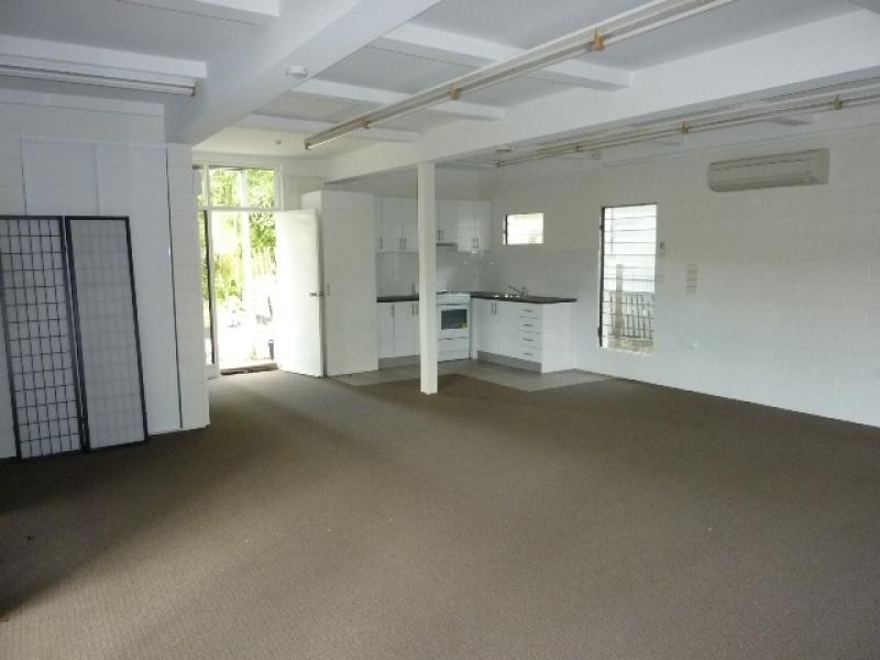 206B Grafton Street, Cairns QLD 4870