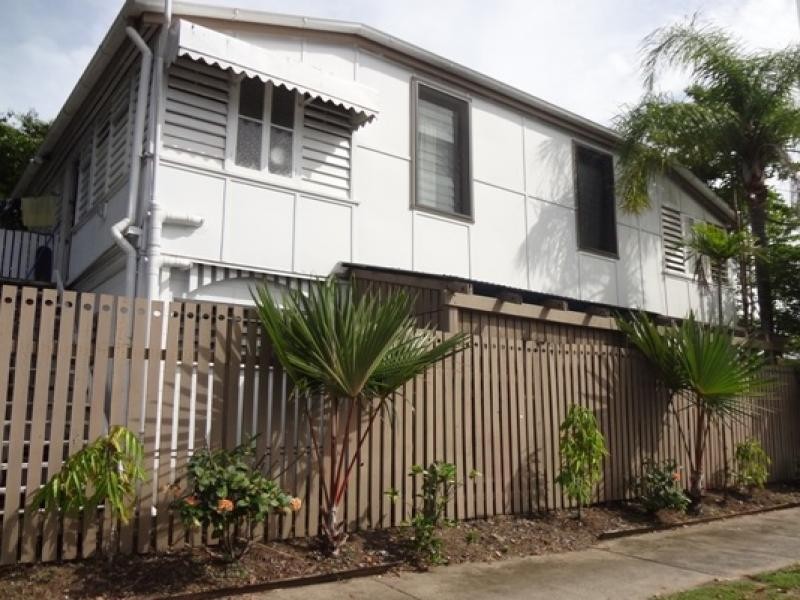 206A Grafton Street, Cairns QLD 4870