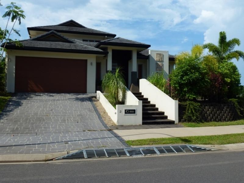 2 Rossmann Road, Smithfield QLD 4878