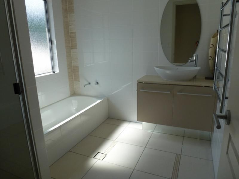 2 Rossmann Road, Smithfield QLD 4878