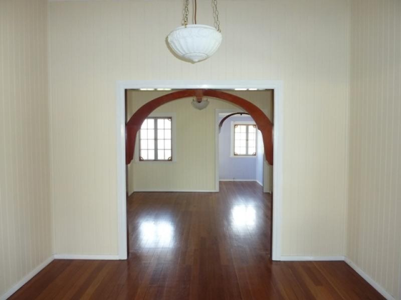 236 Aumuller Street, Westcourt QLD 4870