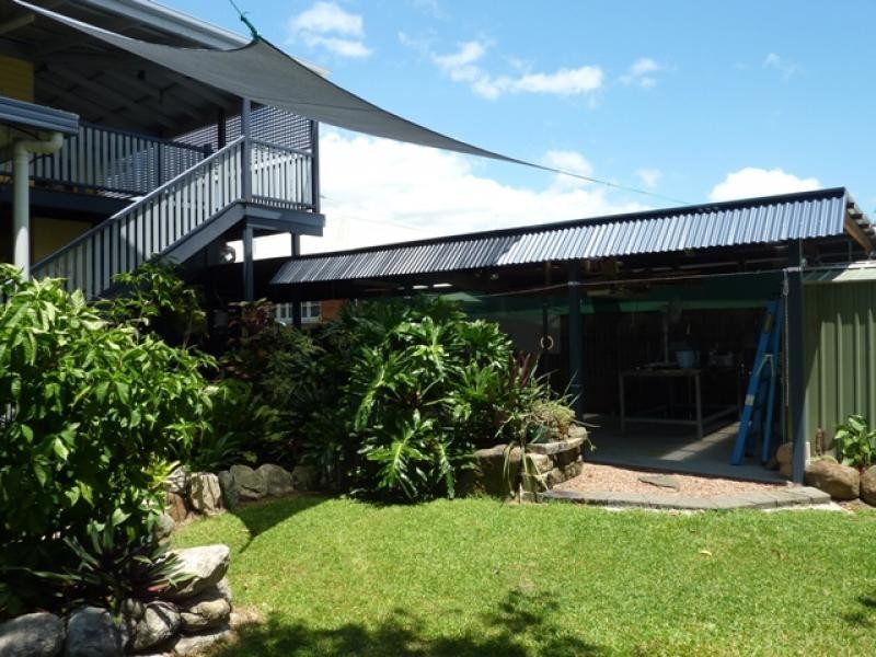 236 Aumuller Street, Westcourt QLD 4870