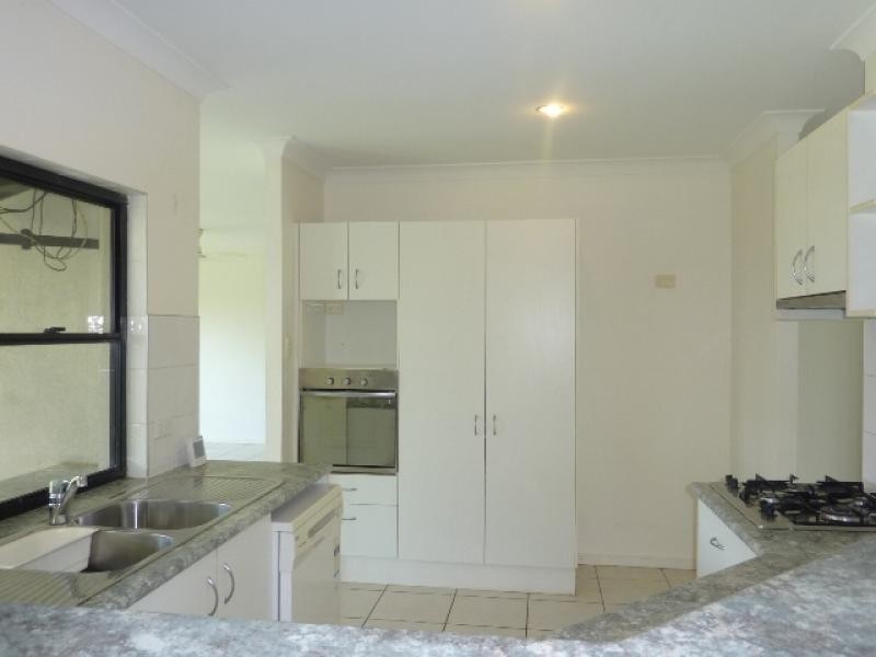 23 Sunbird Drive, Woree QLD 4868