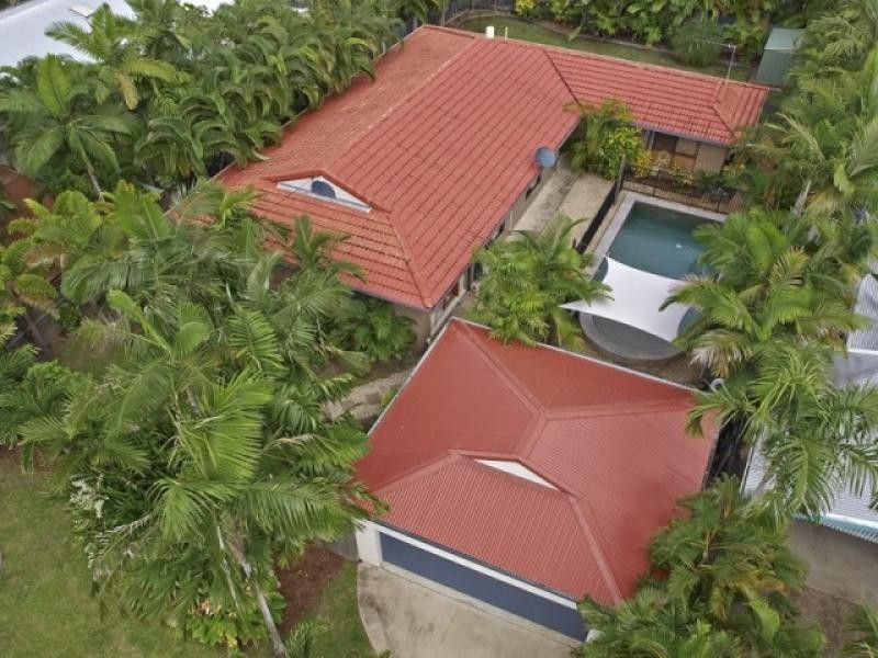17 Thais Street, Palm Cove QLD 4879