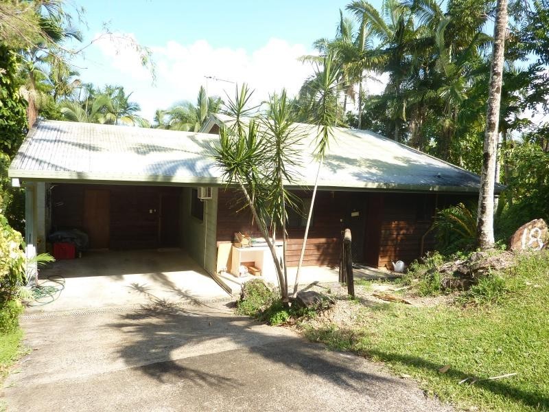 18 Hermes Close, Mooroobool QLD 4870