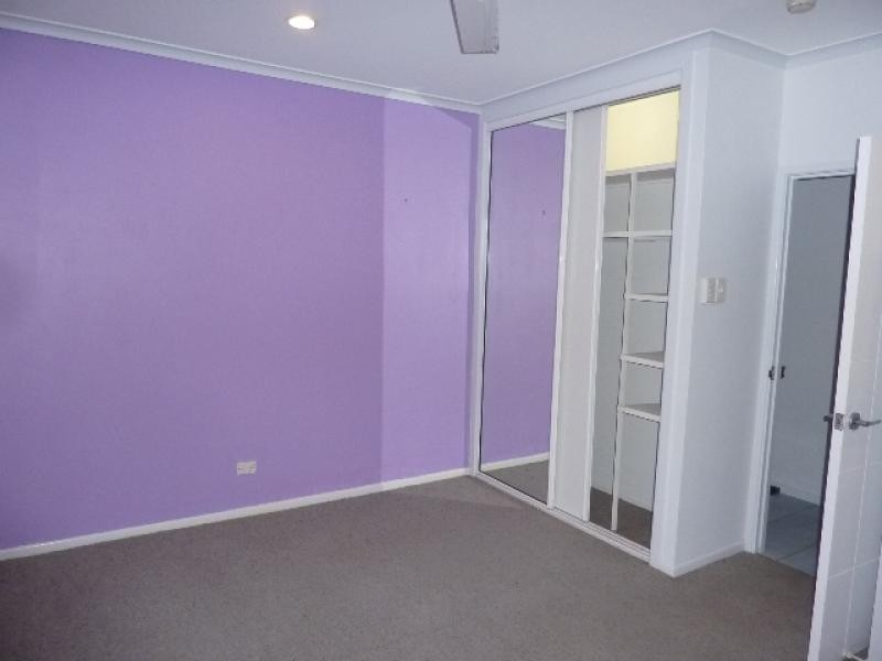 18 Hermes Close, Mooroobool QLD 4870