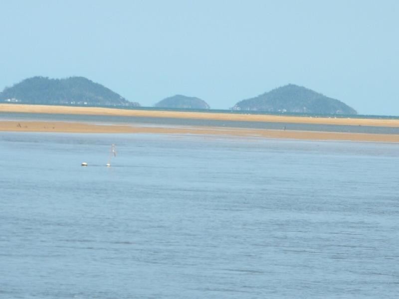 79 Taylor Street, Tully Heads QLD 4854