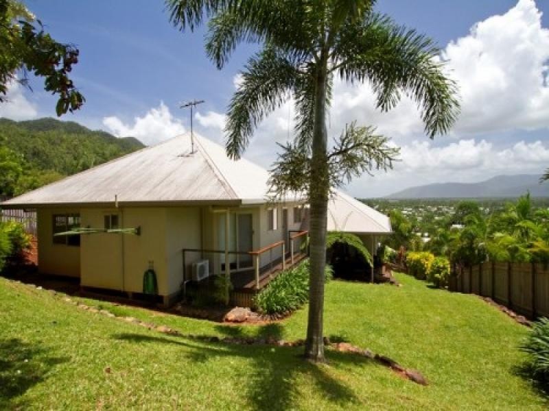 19 Guthrie Close, Bentley Park QLD 4869