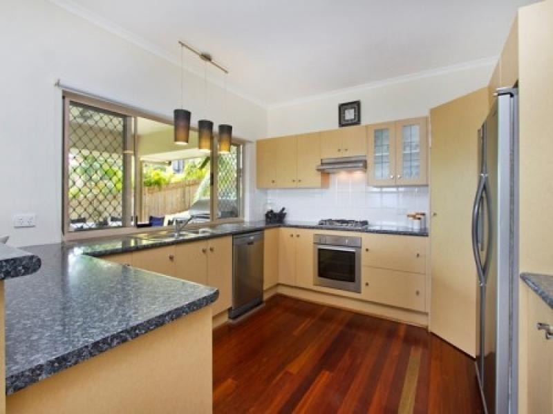 19 Guthrie Close, Bentley Park QLD 4869