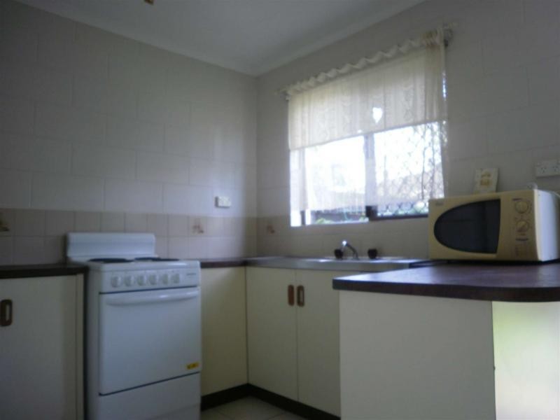 6/17 Sandown Close, Woree QLD 4868