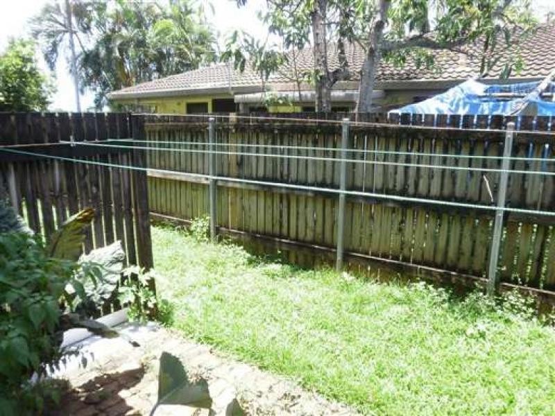 6/17 Sandown Close, Woree QLD 4868