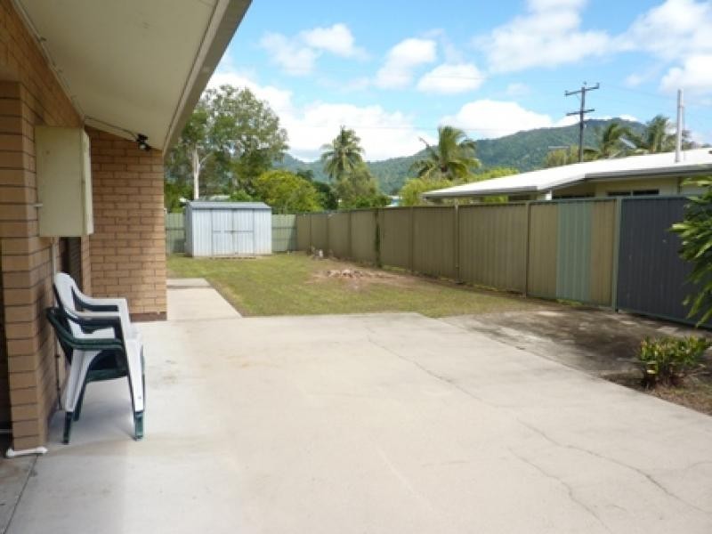 98 Dillon Street, Westcourt QLD 4870