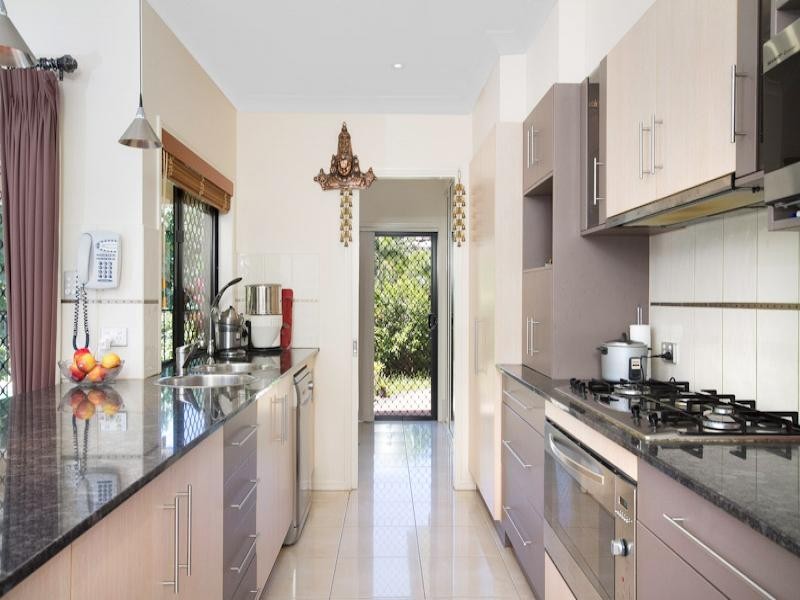 39 Chesterfield Close, Brinsmead QLD 4870