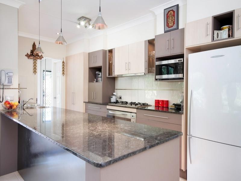 39 Chesterfield Close, Brinsmead QLD 4870