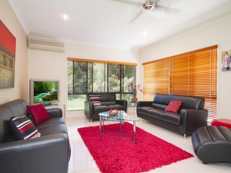 39 Chesterfield Close, Brinsmead QLD 4870
