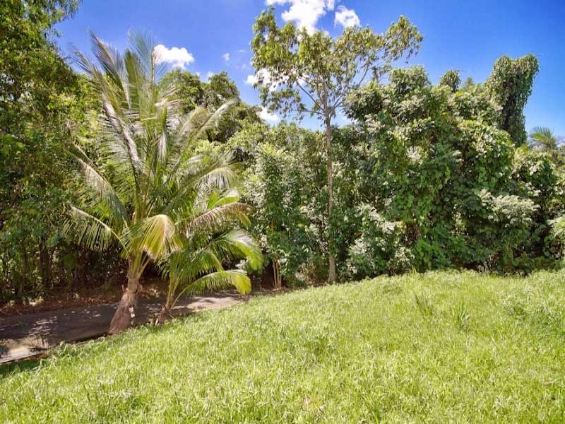 39 Chesterfield Close, Brinsmead QLD 4870