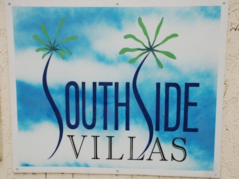 7/4-8 Pool Close, Woree QLD 4868