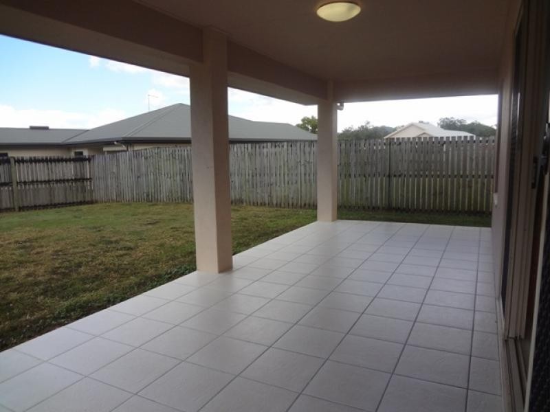 4 Tin Sang Close, Edmonton QLD 4869