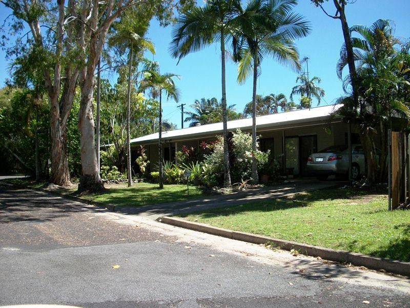 1 and 2/43 PECTEN AVENUE, Port Douglas QLD 4877