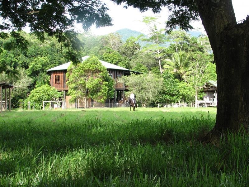 5 Borzi Rd, Shannonvale QLD 4873