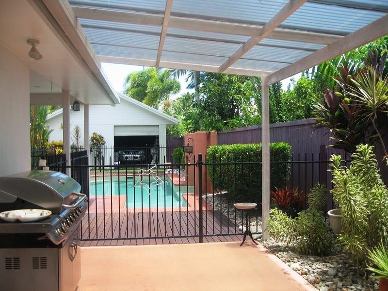 20 Agincourt St, Port Douglas QLD 4877