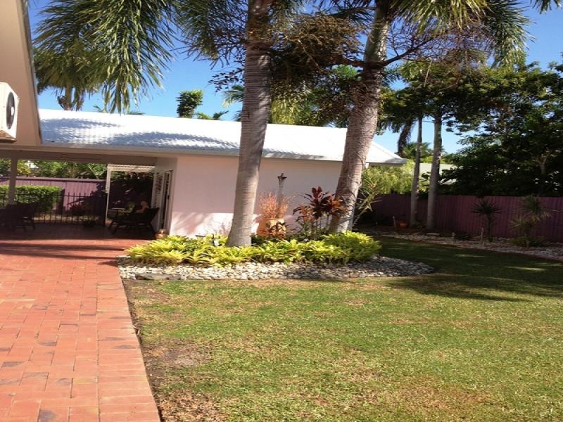 20 Agincourt St, Port Douglas QLD 4877