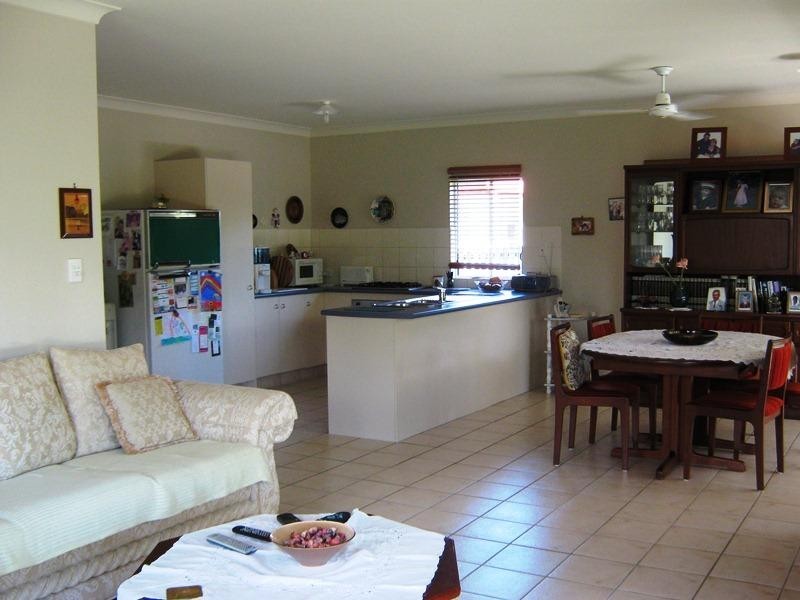 8 BROLGA STREET, Port Douglas QLD 4877