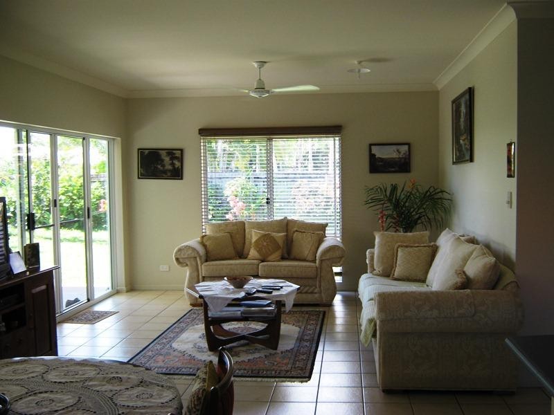 8 BROLGA STREET, Port Douglas QLD 4877