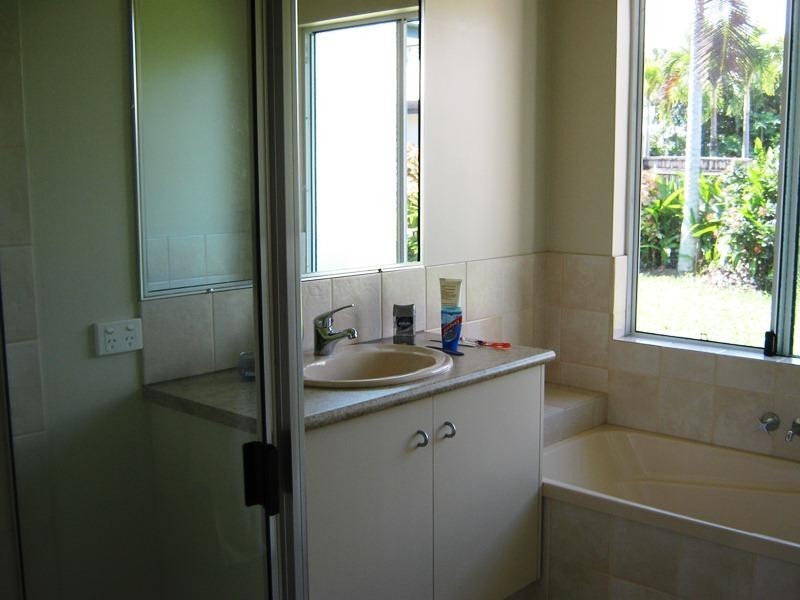 8 BROLGA STREET, Port Douglas QLD 4877