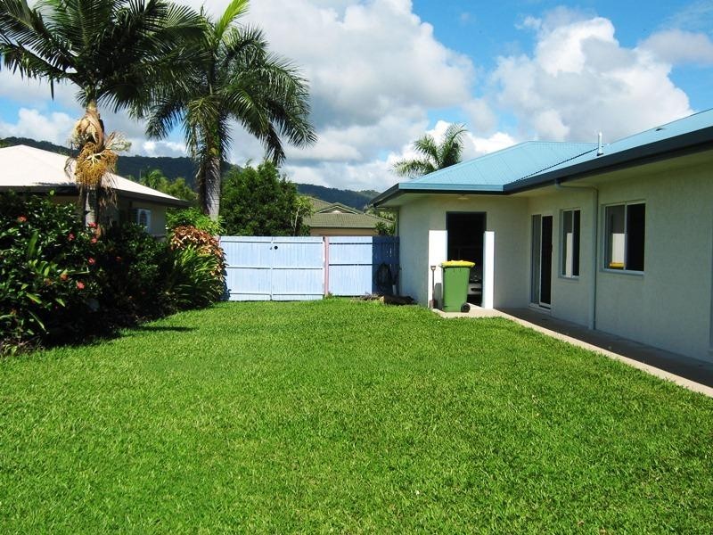 8 BROLGA STREET, Port Douglas QLD 4877