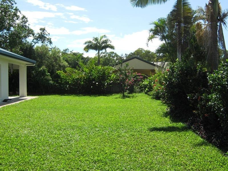 8 BROLGA STREET, Port Douglas QLD 4877