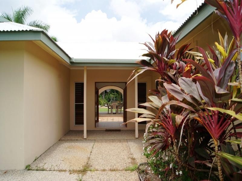 38 ENDEAVOUR STREET, Port Douglas QLD 4877
