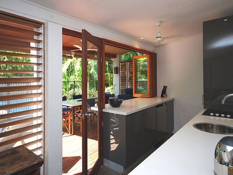 10 SAND STREET, Port Douglas QLD 4877