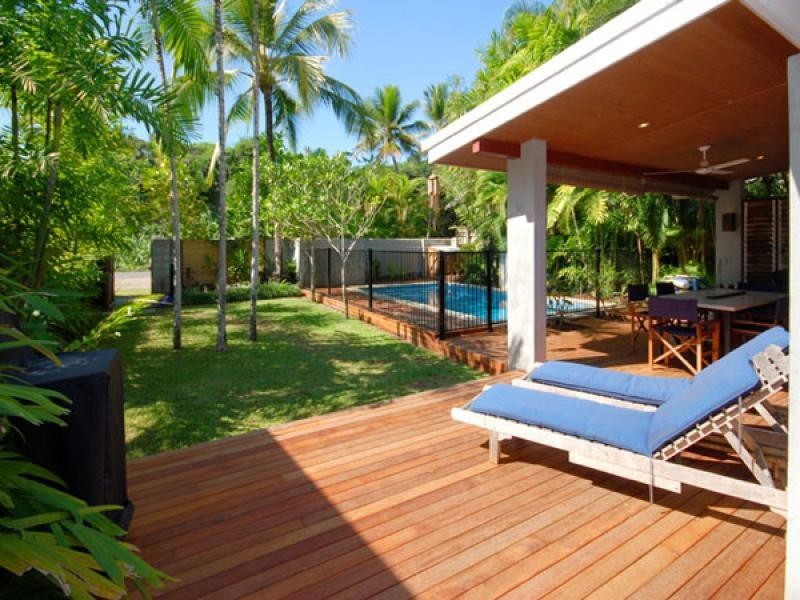 10 SAND STREET, Port Douglas QLD 4877