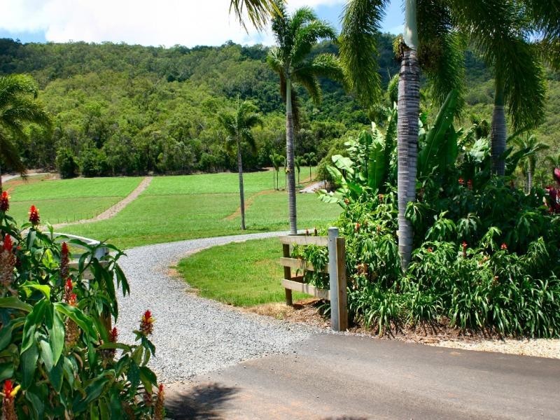 Port Douglas QLD 4877