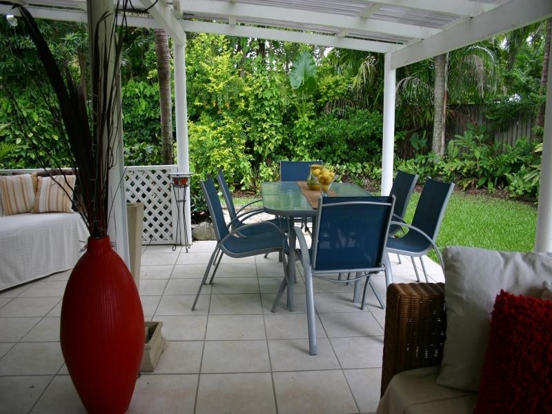 15 Ribbon, Port Douglas QLD 4877