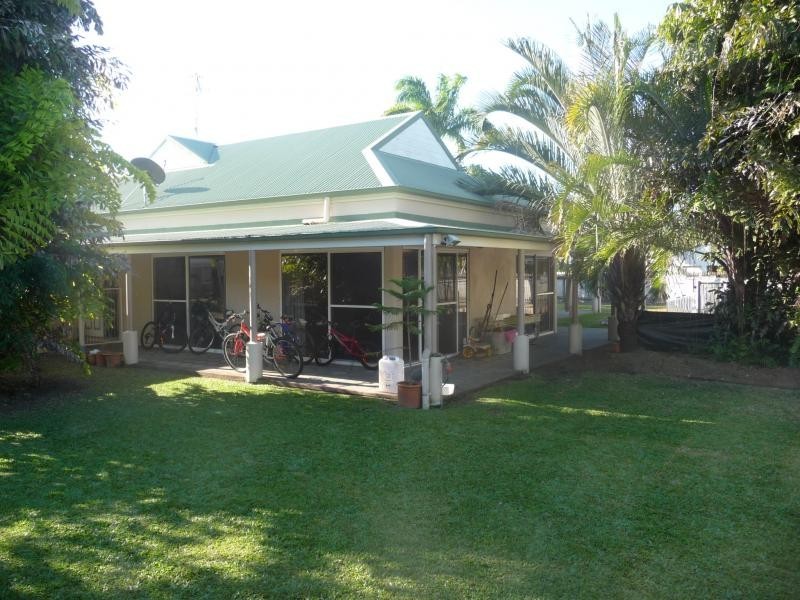 Port Douglas QLD 4877