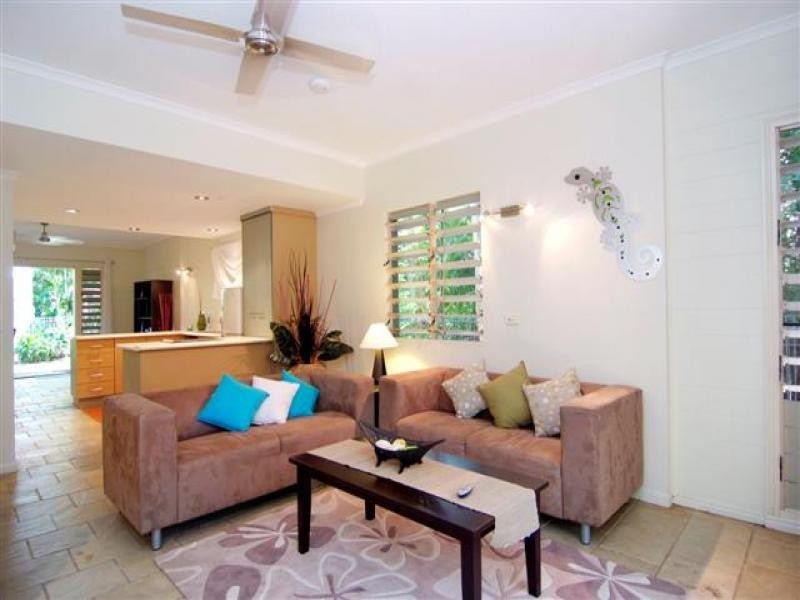 1 Fullmoon Terraces, 1/9 Craven Cl, Port Douglas QLD 4877