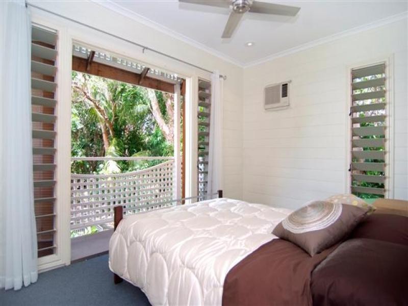 1 Fullmoon Terraces, 1/9 Craven Cl, Port Douglas QLD 4877