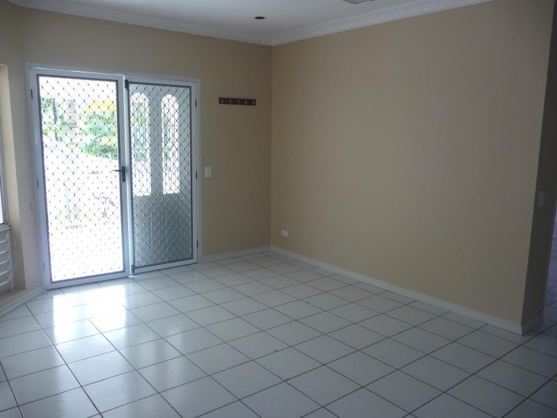 4/13 Craven Close, Port Douglas QLD 4877