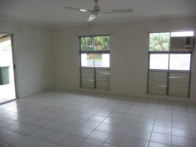 49 Reef Street, Port Douglas QLD 4877